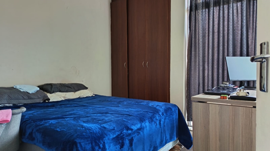 2 Bedroom Property for Sale in Whispering Pines Western Cape